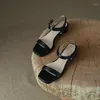 Sandales Oversize Grande Taille Grande Mode Avec Talons Simple Et Élégant Confortable Style Neutre Poids Léger