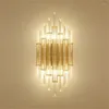 مصباح جدار الشمال الحديثة الفاخرة الكريستال El Designer Room Art Deco Luminaire غرفة نوم بجانب السرير الخلفية LED