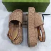 Sandale Pantoufle-Sandale für Damen, Plateau-Sandale, Slider, Designer-Damen-Freizeitschuh, Plateau-Slipper, Slider, Herren-Designer-Mule, schwarzer Absatz, rote Strandsandalen