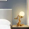 Lámparas de mesa creativas de dibujos animados de animales, lámpara de ardilla, dormitorio nórdico, mesita de noche, decoración para habitación de niños