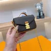 Avondtassen Kleur Micro Metis Luxe Ontwerpers Damestas Klassieke minitassen Flap Vierkant PU-leer Kettingen Monogrammen in reliëf Draad Crossbody-portemonnee