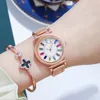 Montres-bracelets Montre-bracelet pour femme à quartz avec échelle de strass colorée personnalisée