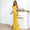 Robes Décontractées Sexy Jaune Col En V Voir À Travers Les Femmes Buxom Sequin Spaghetti Strap Maxi Robe De Bal Haute Jambe Split Custom Made Party Vestidos