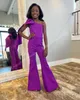 Tute Lunghezza pavimento Abito da ragazza di fiori Spettacolo di spettacolo 2024 Junior monospalla Abito da ballo carino Chiffon con fiocco Moda divertente Pantaloni svasati a campana Rosa caldo Viola