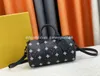 Shoulder Bags YK BANDOULIERE KEEPALL 25 Travel Bag Hand-painted Dots Monograms Flowers Mini Leather Luxurys Cross-body City M21938 Designer bag