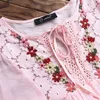 Chemisiers pour femmes femmes chemise en dentelle rose trois quarts broderie de fleurs mignonnes tuniques pour femmes décontractées minces