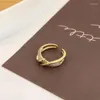 Alianças de casamento fofinhas de cristal feminino com pingente de ouro amarelo, recém-abertas para mulheres de luxo com pedra de zircônia noivado