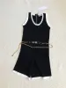 2023 Fashion Summer New Women # 039; s Girocollo senza maniche Tuta in maglia solida con cintura da lettera Designer Pantaloncini casual Pagliaccetti Street Wear Tuta