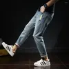 Herren-Jeans, zerrissene, kurze Hose, gerades Bein, Fußumschlag