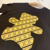 Klasyczne markowe ubrania dla dzieci Projektant Tshirt dla dzieci Moda Cartoon Drukowanie Topy Letnia koszulka dziecięca z krótkim rękawem na co dzień