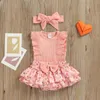 Conjuntos de roupas 0-18M para bebês meninas Pacote com 3 roupas casuais fofas cor sólida babado sem mangas rendado macacão saia estampa floral shorts tiara