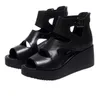 Sandalias de cuero suave de alta calidad PU 2023 verano tacón plataforma sandalia bota cuña Peep Toe zapatos de mujer hueco romano negro