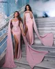 Sexy Side Slit Roze Elegante Satijnen Zeemeermin Galajurken Met Lange Cape Wrap Glinsterende Pailletten Beaded Kaftan Dubai Arabische Geplooide Avond Formele Feestjurken CL2573