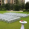 Ensemble de chaises rembourrées empilables en plastique léger Ensemble de chaises de pelouse de mariage pour banquet de fête Chiavair pliantes pour la location d'événements à vendre 871