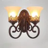 Настенная лампа европейская ретро минималистская светодиодная спальня спальня кровати Железное художественное освещение светильники ванная балкон/проход бронзовый брак