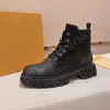 Luxuriöse Herren-Klassiker-Chelsea-Stiefel, Kalbsleder, Martin-Stiefel, High-Top-Mode, Gummi, rutschfeste Außensohle, Stiefeletten, Originalverpackung