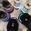 Tasarımcı Balencaigaitys Ayakkabı Lüks Marka Tasarımcı Kadınlar Erkekler Günlük Ayakkabı Track 3 3.0 Led Sneaker Işık Gomma Deri Trai WMew Spor Ayakkabıları Koşu Ayakkabıları