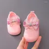 Premiers marcheurs bébé fille baptême chaussures semelle souple princesse appartements avec mignon ruban arc antidérapant infantile Anti-coup de pied enfant en bas âge