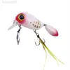 Iscas Iscas 40mm 8g Pesca Flutuante Bee Bird Isca Bass Crankbait Hard Iscas Pike Fishing Spin Tail Isca Colher Wobblers Feather Hook HKD230710