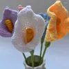 Dekorativa blommor Virkad Calla Lily Falsk bukett Handstickad present konstgjord till vas Hem Rumsbord Dekor Blomsterarrangemang Ornament