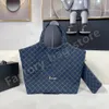 42cm Denim délavé bleu Designer Sacs à bandoulière Pocket Chain Cowboy Fourre-tout Grande capacité Diamond Lattice Wallet Crossbody Classics Clutch Totes Purse