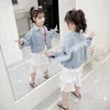 السترات 2023 الربيع الكوري الخريف أطفال فتاة قصيرة سترة كارديجان أعلى المعطف الابتدائي صالة الملابس ملابس الملابس