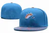 Cappelli aderenti firmati a buon mercato Cappello a sfera piatta per tutte le squadre Cappello con logo Snapbacks Ricamo Calcio da basket regolabile Fit Caps Sport Cappuccio in rete flessibile taglia 7-8