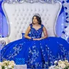 Blau glänzende Quinceanera Kleider Ballkleid 3Dfloral Applikationen Spitzenhülsen und schulter handgefertigte Blumen Süß 15 Vestidos de xv Anos