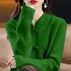 Tröjor vintage stickad cardigan Kvinnors förtjockade halva höga krage groda lös smal tröja kinesisk stil topp höst och vinter n