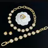 Роскошные женщины белая смола хрустальные ожерелья браслет серьги кольца набор шпильки набор Banshee Medusa Portrait 18k Gold.