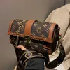 Le borse progettate in negozio sono vendute a buon mercato per le donne 2023 New Old Flower Cylinder Fashion Round Pillow Single Shoulder Crossbody