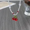 Catene Collana di perline di perle artificiali per le donne Collane con ciondolo in ciliegio Collo di tendenza femminile Coppie di moda coreane Regalo per ragazza in festa