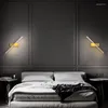 Vägglampa Modern LED Sovrum Sängbord Kreativ Trapp Ljus Vardagsrum Garderob Roterande remsa Dekorativa lampetter för hemmet