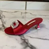 Hangisi svarta satin sandaler Jewel Mule Platta skor med Jewel Spänne För Kvinnor klackade spetsiga tår solros kristall spänne utsmyckad dubbade sandal z1DR#