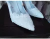 Chaussures habillées couleur blanche dentelle mariage femme Sexy bout pointu cheville boucle sangles Super haut talon aiguille mariée mariée pompes