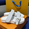 2023 luxury Designer slippers Classic Summer woman beach Cartoon Big Head Leather Flat Belt buckle sandals Hotel Bath men Slides women shoes Large With Box