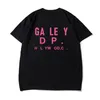 Erkek T Shirt Kadın Tasarımcı T-Shirts Pamuklar Üstler Adam Rahat Gömlek Luxurys Street Fit Şortlu Kılıf Giysileri CJG2307106