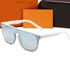 Femmes lunettes de soleil nouvelles lunettes de soleil de mode carrées pour hommes femmes cadre noir Sier miroir fleur lettre lentille conduite marque lunettes de soleil en plein air