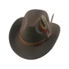 Cowboy Western-hatt för män Kvinnor Bälte Fjäder Panama Jazz Kepsar Vintage Bred Brättad Hatt Khaki Coffee Sombrero Hombre