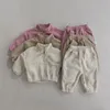 Conjunto de roupas de manga comprida para bebês de inverno novo, moletons grossos e quentes para crianças, 2 peças, terno infantil, menino, menina, roupas de lã de algodão