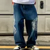 メンズジーンズゴシックドラゴンパターン刺繍デザインハイウエストジーンズ男性 y2k ストリートだぶだぶのヒップホップカジュアルジーンズ 230710
