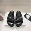 2024 새로운 스타일의 여름 슬라이더 샌들 디자이너 뮬 여성 신발 샌들 럭셔리 메쉬 웨지 남자 신발 두꺼운 슬라이드 바닥 인쇄 편지 패션 슬리퍼 야외 loafer