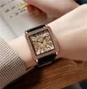 Nuevo reloj Tiktok rojo en línea del mismo modelo Cinturón impermeable con incrustaciones de diamantes para mujer Reloj para mujer WeChat popular
