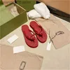 Slippers Fashioner Designer Ladies Flip Flops просты