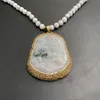 Colares com pingente 2023 Pure Natural Raw Mineral Jadeite Paisagem Escultura Colar Conta Jóias