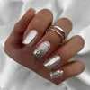 Faux ongles 24 pièces/ensemble argent paillettes paillettes carré mode portable artificiel détachable presse sur ongles conseils