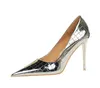 Nieuwe stijl sexy pumps ultrahoge hakken metalen steen patroon damesmode feestjurk schoenen