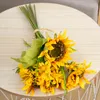 Fiori decorativi Girasole Fiore artificiale Seta Ramo lungo Pianta Matrimonio Giallo Decorazioni floreali Estate Casa Regalo di compleanno Forniture per feste