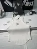 2024SS Damen T-Shirts ärmellose Frau Designer Westen Sommer Tanks T-Shirts Weste kurzes Hemd Eis Seide Tops