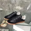 Ami Ayakkabı Tasarımcısı Pist Ayakkabıları Isabel Paris Marant Spor Sakinleri Beth Kavrama Kayışı Deri Düşük Top Beth Deri Sabahları Moda Tasarımcısı Isabel Trainers